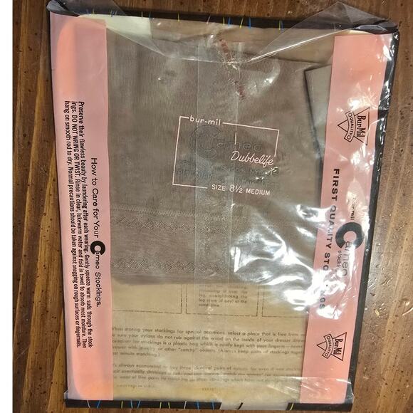 Bur-Mill Cameo NOS Vintage Stockings Sz 8 1/2 sheer - Picture 2 of 3